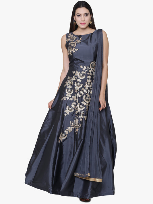Gown®